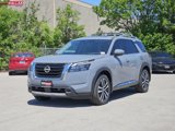 New 2025 Nissan Pathfinder Platinum image 2