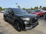 Used 2025 Ford Explorer ST-Line w/ Premium Package image 6