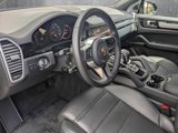 Certified 2023 Porsche Cayenne Platinum Edition image 4