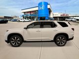New 2025 Honda Pilot Touring image 2