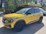 Used 2022 Kia Seltos Nightfall Edition image 2