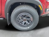 Used 2025 Nissan Frontier PRO-4X image 4