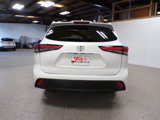 Used 2021 Toyota Highlander XLE image 4