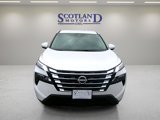 Used 2024 Nissan Rogue SV image 3