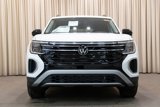 New 2025 Volkswagen Atlas Peak Edition SE image 4