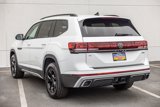 New 2025 Volkswagen Atlas Peak Edition SE image 4