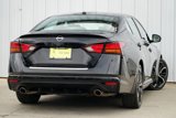 Used 2023 Nissan Altima 2.5 SR w/ SR Premium Package image 3