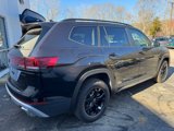 New 2025 Volkswagen Atlas Peak Edition SE image 6