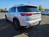 New 2025 Nissan Pathfinder SL w/ SL Premium Package image 4