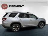New 2025 Honda Pilot Touring image 3