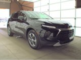 Used 2023 Chevrolet Blazer LT image 2