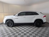 Used 2022 Volkswagen Atlas Cross Sport SE w/ Panoramic Sunroof Package image 5