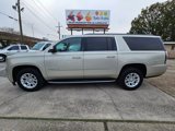 Used 2016 GMC Yukon XL SLT image 2