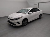 Used 2022 Kia Forte LXS image 2
