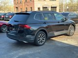 Used 2019 Volkswagen Tiguan SE w/ Panoramic Sunroof Package image 5