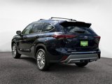 New 2025 Toyota Highlander Platinum image 4