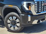 New 2025 GMC Sierra 2500 Denali w/ Denali Reserve Package image 3