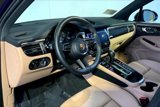 Certified 2024 Porsche Macan image 4