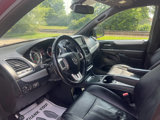 Used 2019 Dodge Grand Caravan GT image 3