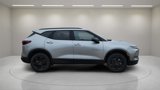 New 2025 Chevrolet Blazer LT w/ Convenience Package image 2