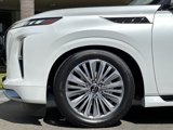 New 2025 INFINITI QX80 Sensory image 4