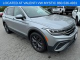 Certified 2022 Volkswagen Tiguan SE w/ Panoramic Sunroof Package image 3