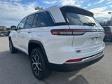 New 2025 Jeep Grand Cherokee Limited w/ Luxury Tech Group II image 3