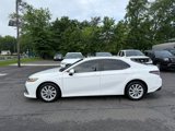 Used 2022 Toyota Camry LE image 4