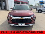 Used 2025 Chevrolet TrailBlazer LT image 2