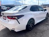 Used 2023 Toyota Camry SE image 5