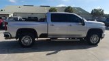 Used 2022 Chevrolet Silverado 2500 High Country image 2