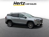 Used 2024 GMC Terrain SLT image 2