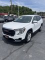 Used 2024 GMC Terrain SLE image 3