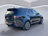 New 2025 Land Rover Discovery Dynamic SE image 3