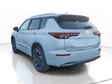 New 2025 Mitsubishi Outlander SEL image 5