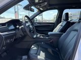 New 2025 Jeep Grand Cherokee Limited w/ Luxury Tech Group II image 3