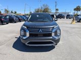 New 2025 Mitsubishi Outlander SE image 2