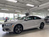 Used 2020 Buick Regal Essence image 2