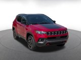 Used 2025 Jeep Compass Trailhawk image 3