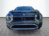 New 2025 Mitsubishi Outlander SE image 2