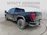 New 2025 GMC Sierra 2500 Denali Ultimate image 3
