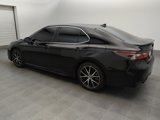 Used 2022 Toyota Camry SE image 3