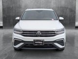 Used 2022 Volkswagen Tiguan SE image 2