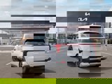 New 2025 Kia Carnival image 4
