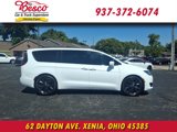 Used 2018 Chrysler Pacifica Touring-L Plus image 2