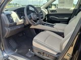 New 2025 Nissan Pathfinder SL image 2