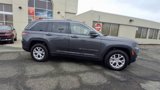 Used 2022 Jeep Grand Cherokee Limited image 6