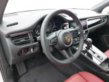 Certified 2025 Porsche Macan image 4