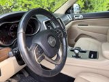 Used 2014 Jeep Grand Cherokee Laredo w/ 18" Wheel & 8.4" Radio Group image 2