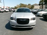 Used 2019 Chrysler 300 Touring w/ Sport Appearance Package image 3